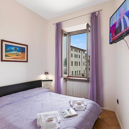 Lake View Historical Center Apartment - Happy Rentals Riva del Garda Exteriör bild
